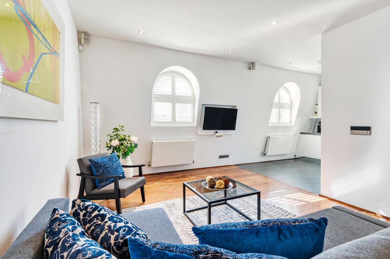 Modernized South Kensington Apartments ลอนดอน ภายนอก รูปภาพ