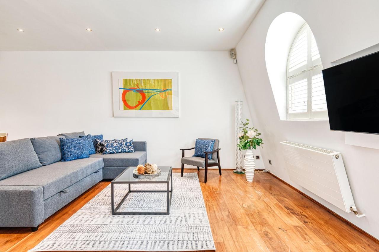 Modernized South Kensington Apartments ลอนดอน ภายนอก รูปภาพ