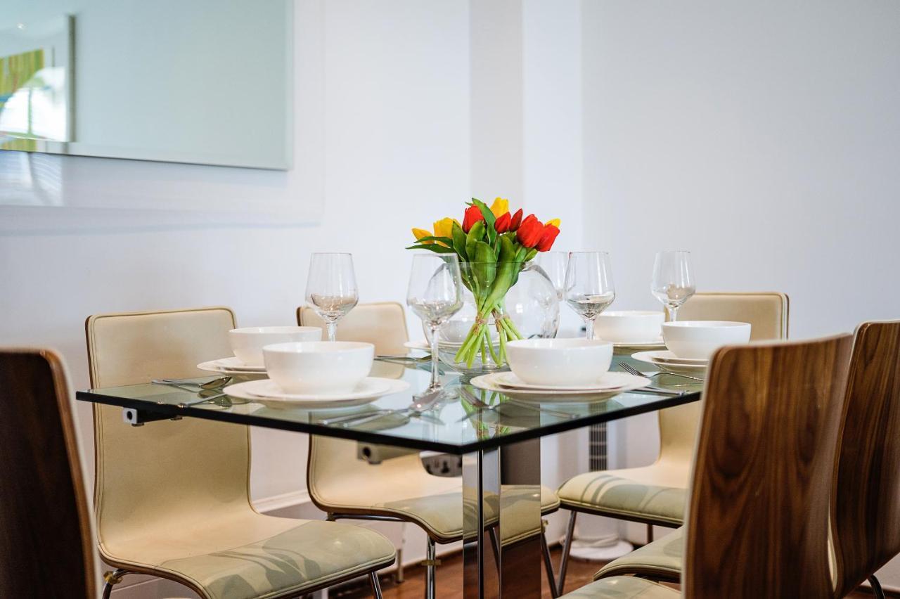 Modernized South Kensington Apartments ลอนดอน ภายนอก รูปภาพ