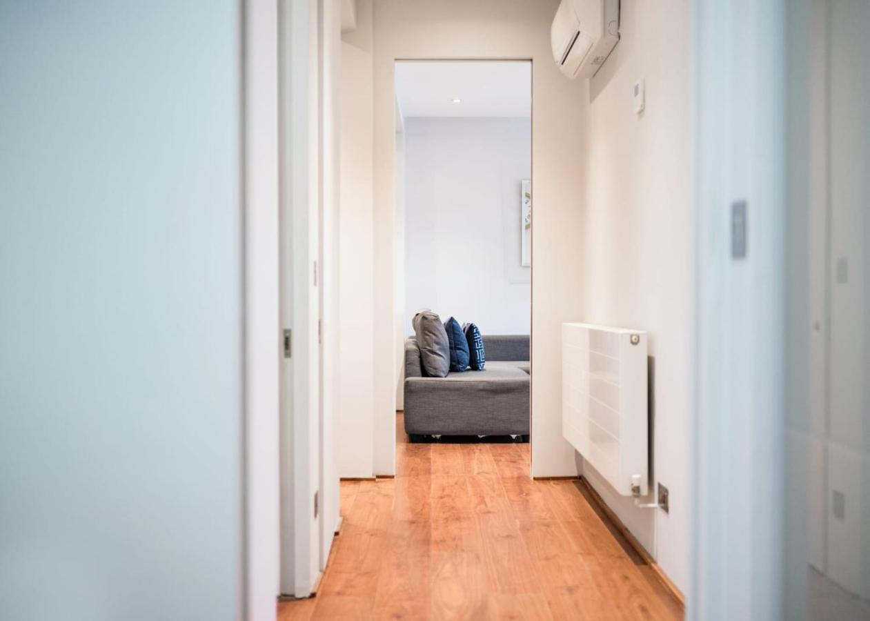 Modernized South Kensington Apartments ลอนดอน ภายนอก รูปภาพ