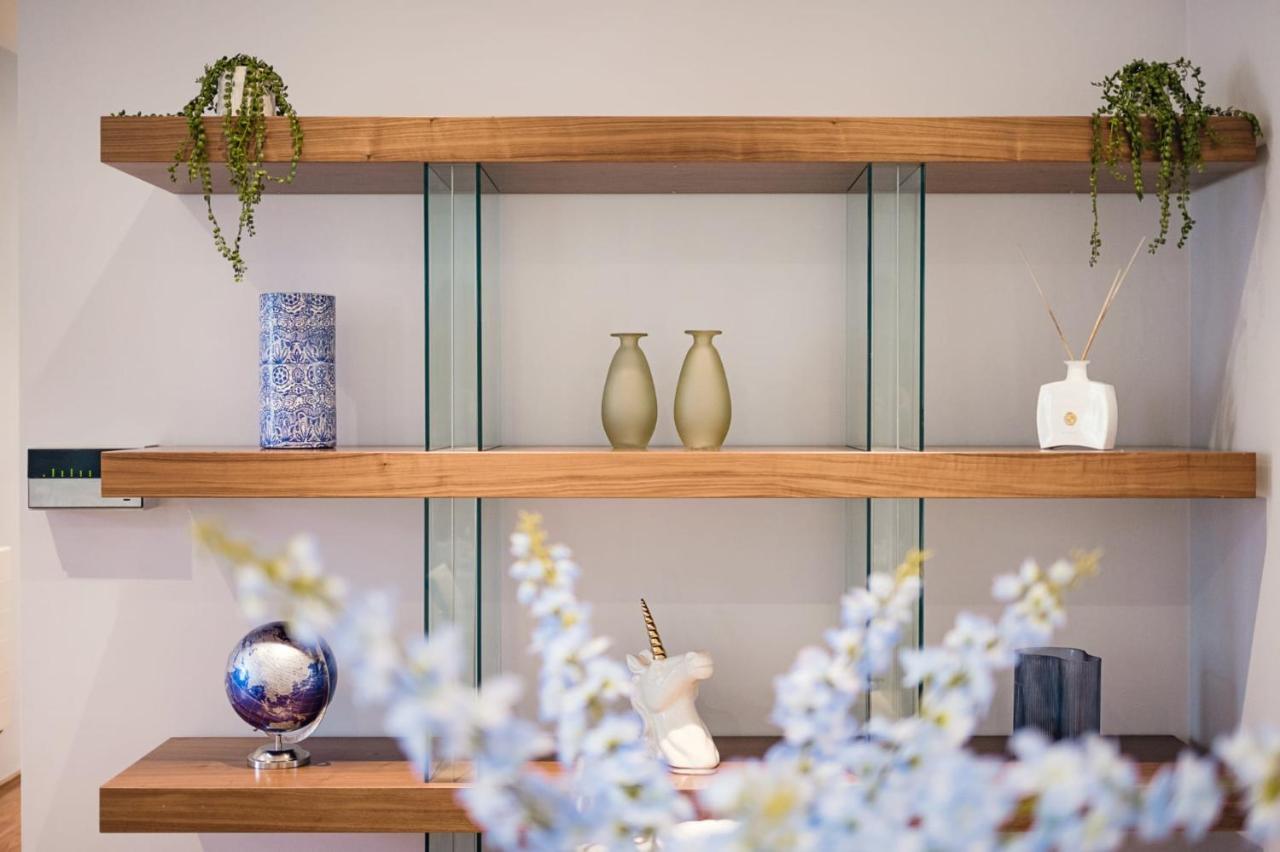 Modernized South Kensington Apartments ลอนดอน ภายนอก รูปภาพ