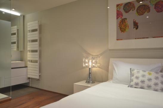 Modernized South Kensington Apartments ลอนดอน ภายนอก รูปภาพ