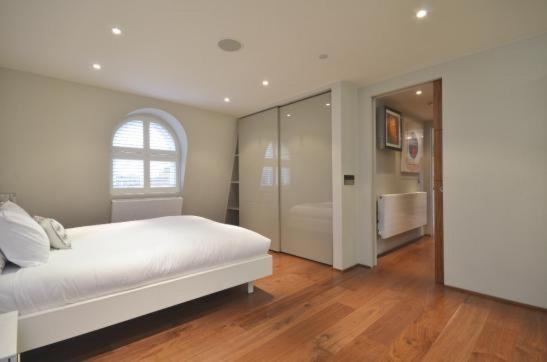 Modernized South Kensington Apartments ลอนดอน ภายนอก รูปภาพ
