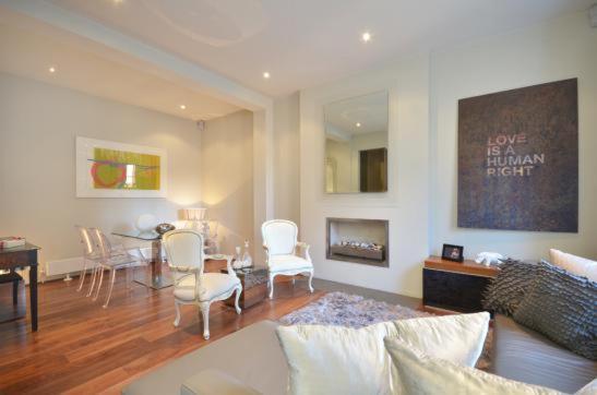Modernized South Kensington Apartments ลอนดอน ภายนอก รูปภาพ