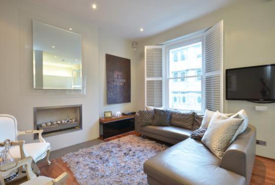 Modernized South Kensington Apartments ลอนดอน ภายนอก รูปภาพ