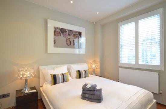 Modernized South Kensington Apartments ลอนดอน ภายนอก รูปภาพ